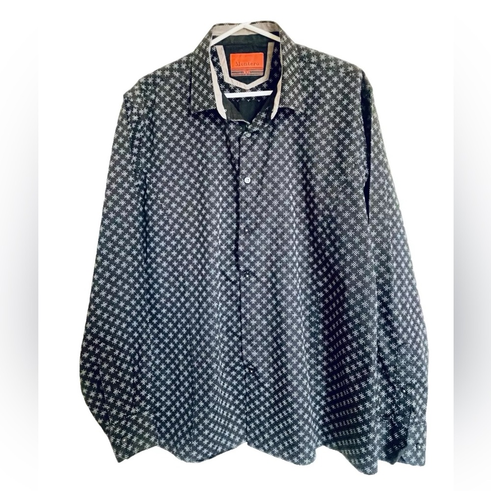 Montero Men's Long-Sleeve Button Up Casual Shirt-   Black Patterned -XXL